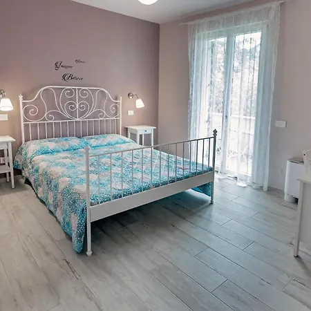 Il Profumo Dei Tigli R&B, Green Boutique Villa In Formigine Formigine