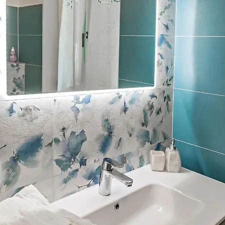 Il Profumo Dei Tigli R&b, Elegante Casa Nuova A Bed & Breakfast Formigine